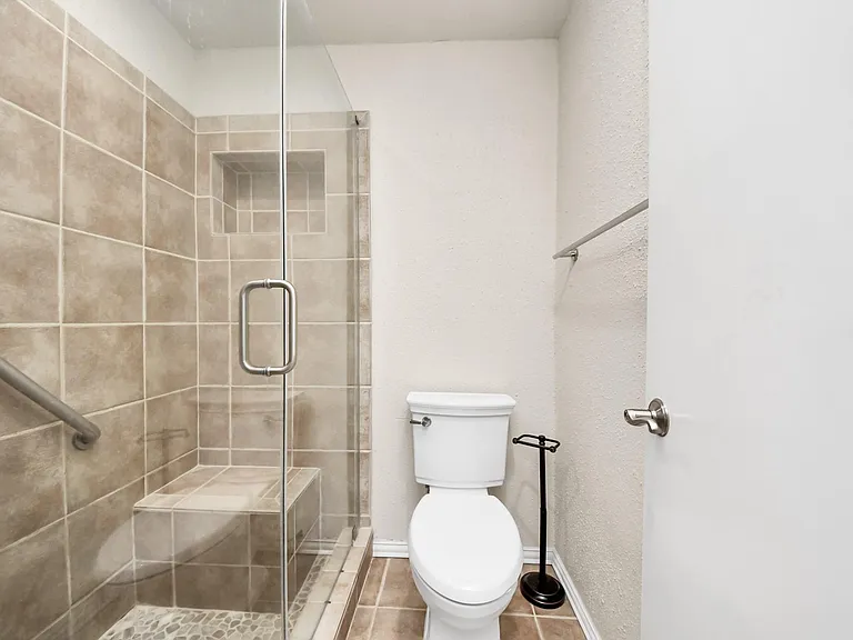 2588 Bering Dr — Photo 31