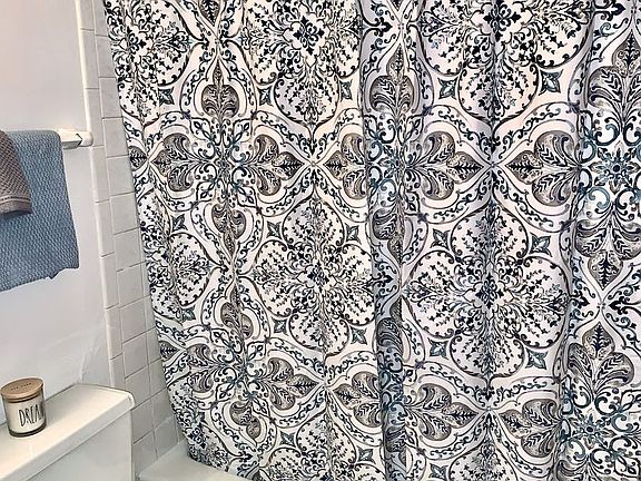 5th image of 2580 N Oakland Ave #308