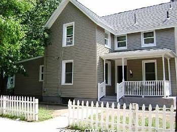 2nd image of 118 Bassett St