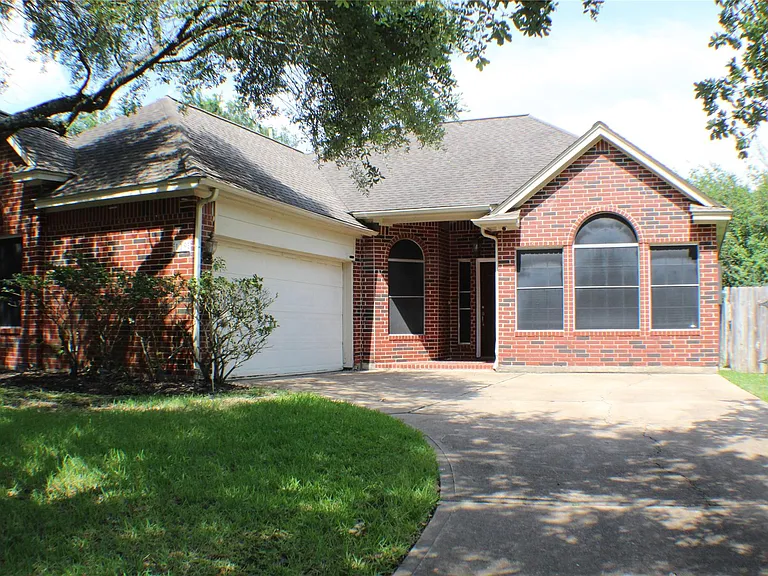 119 Lissa Ln — Photo 3