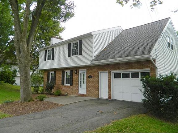 2nd image of 18 Brown Ln
