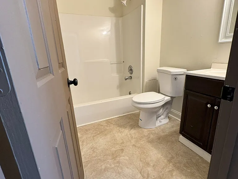 1021 Dale Ave SE #B — Photo 4