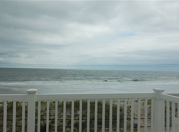 3rd image of 810 Landis Ave