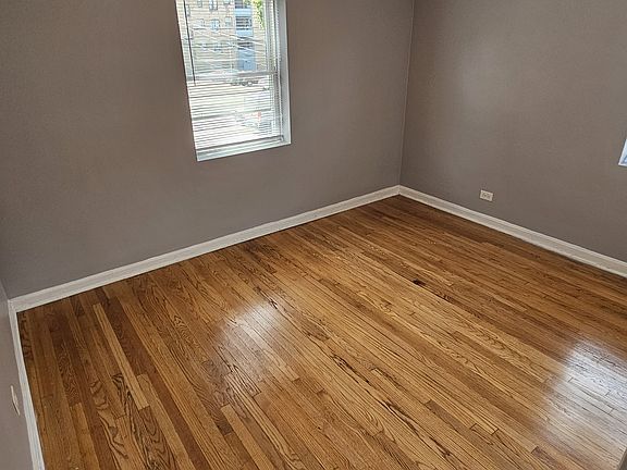 5th image of 735 Garfield St APT 2