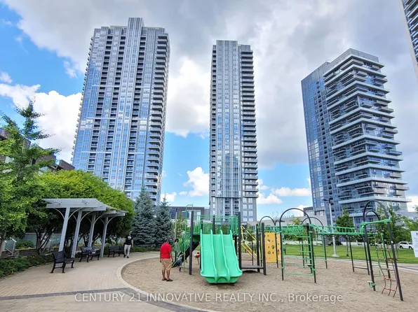275 Village Green Sq, Toronto, ON