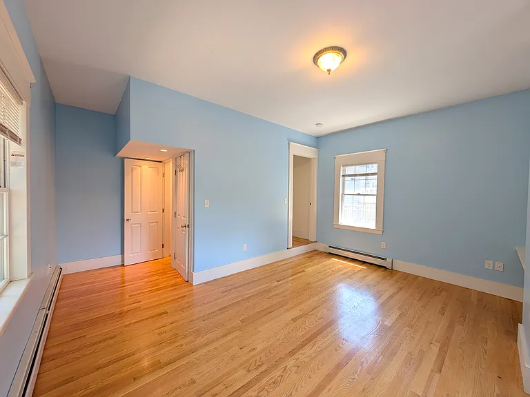 91 Burget Ave #2 — Photo 14