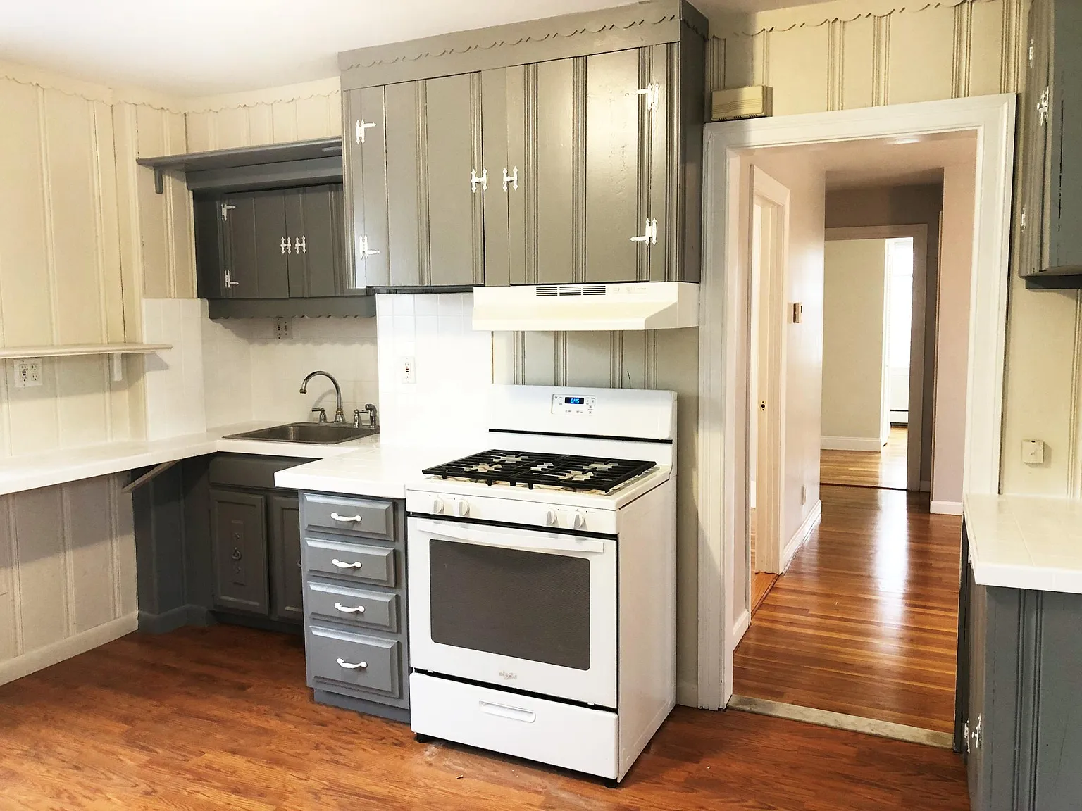 1 bed, 800 sqft, $2,300 — Photo 4