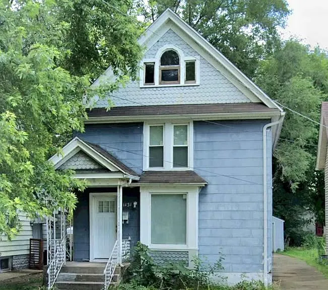 1131 Crosby St — Photo 1