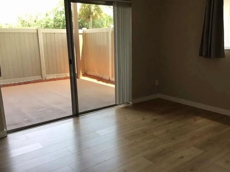 4114 Stock Ave — Photo 28
