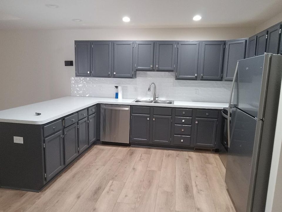 1st image of 332 Westberry Cir