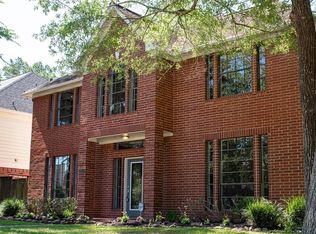 2926 Parkwood Dr, Baytown, TX 77521