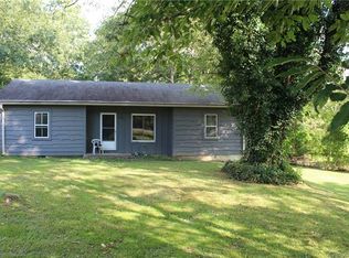 209 Beverly Ave, Hendersonville, NC 28792