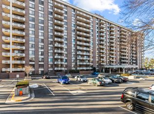1808 Old Meadow Rd APT 315, Mc Lean, VA 22102