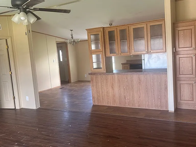 127 Alyene Dr — Photo 3
