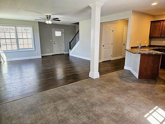 4th image of 4835 Cameron Rd
