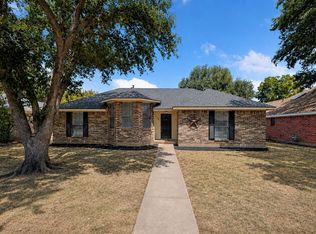 209 Willow Stone St, Denton, TX 76207