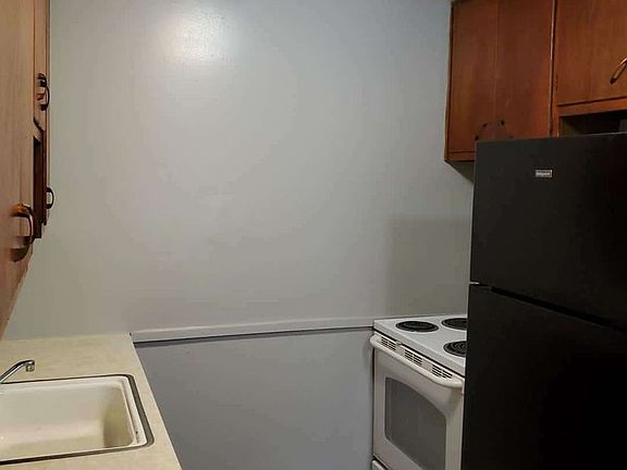 4th image of 1354-1356 Ohmer Ave #1354C