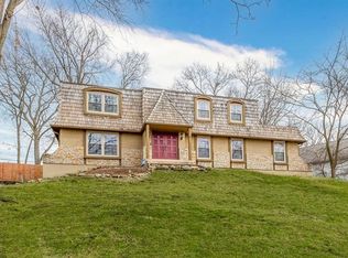 8801 Hirning Rd, Lenexa, KS 66220