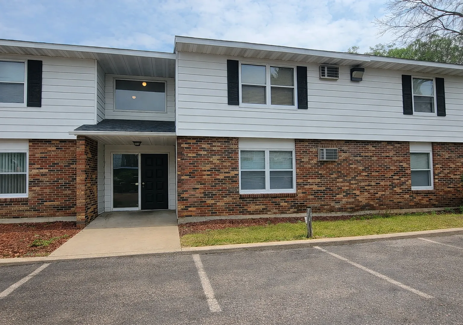 3303 Brian St. — Photo 2