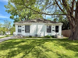 5711 Franklin Ave, Des Moines, IA 50310