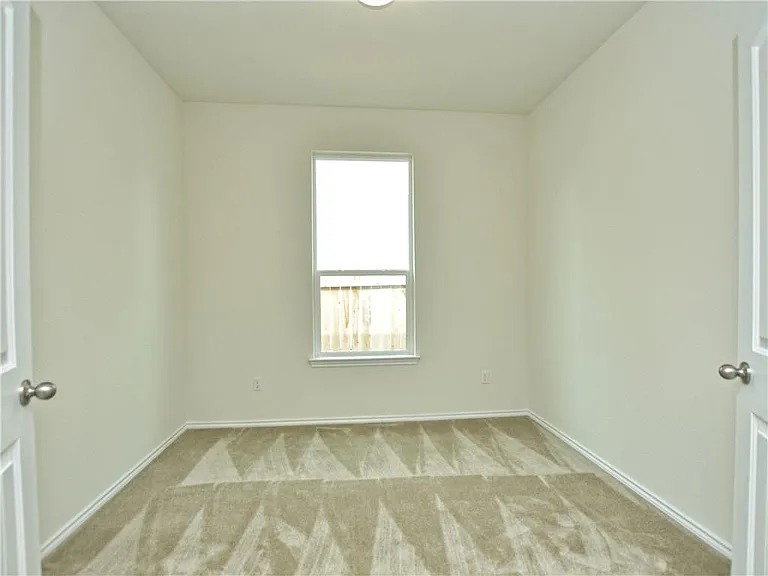 2950 E Old Settlers Blvd #4 — Photo 15