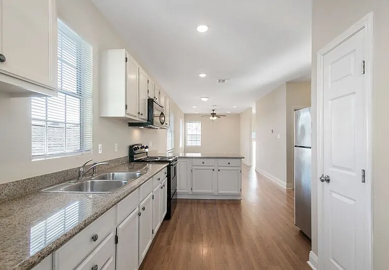407 N Tonti St #407 — Photo 23
