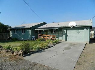 2921 SW 25th St, Redmond, OR 97756