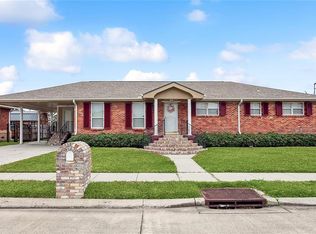 4839 Donna Dr, New Orleans, LA 70127