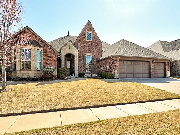 2nd image of 14612 Wayfield Cir