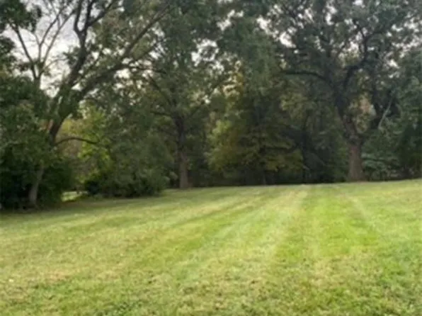 Shady Ln, Harrisonville, MO 64701