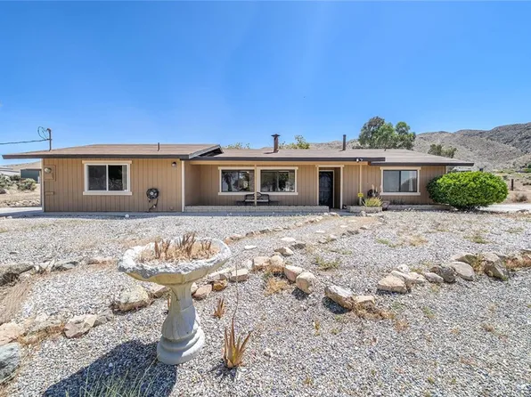 22411 Roundup Way, Apple Valley, CA 92308