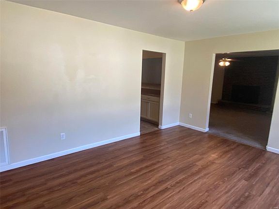 5th image of 4349 Saint Dominic Ln