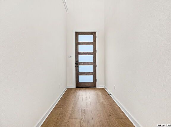 4th image of 212 Rambling Rapids Dr