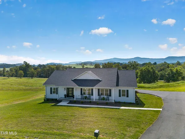 182 Saint Johns Way Rd, Chilhowie, VA 24319