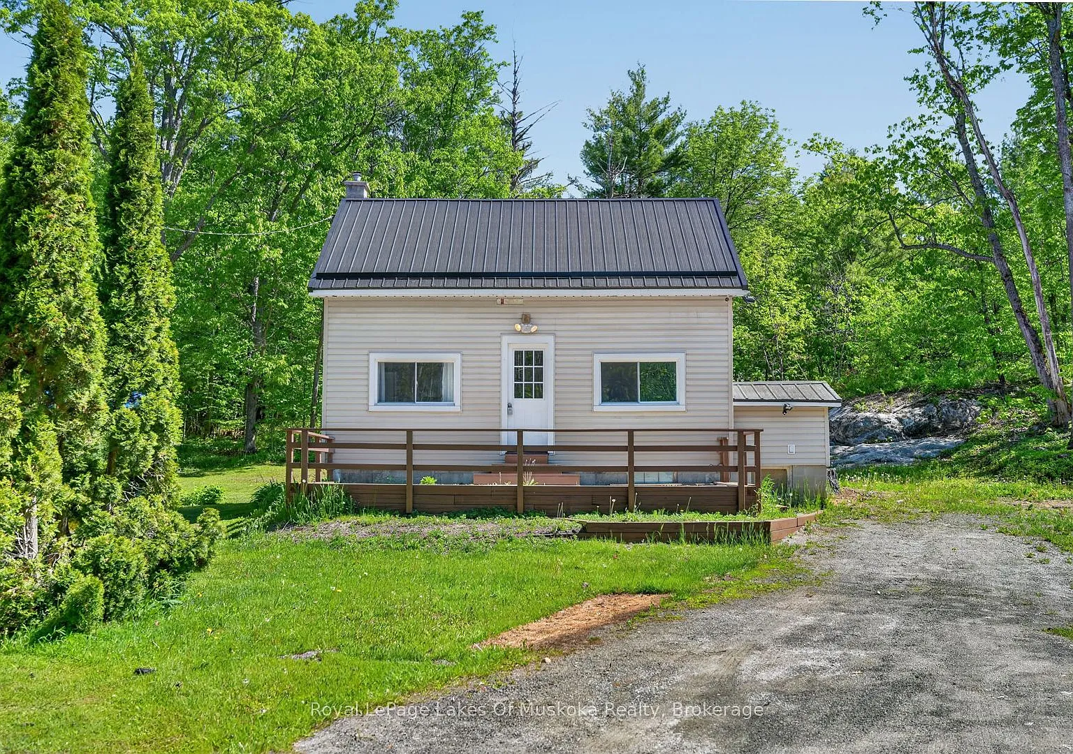 2 bed, $2,300 — Photo 1