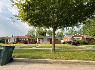 13251 Irvine Blvd, Oak Park, MI 48237