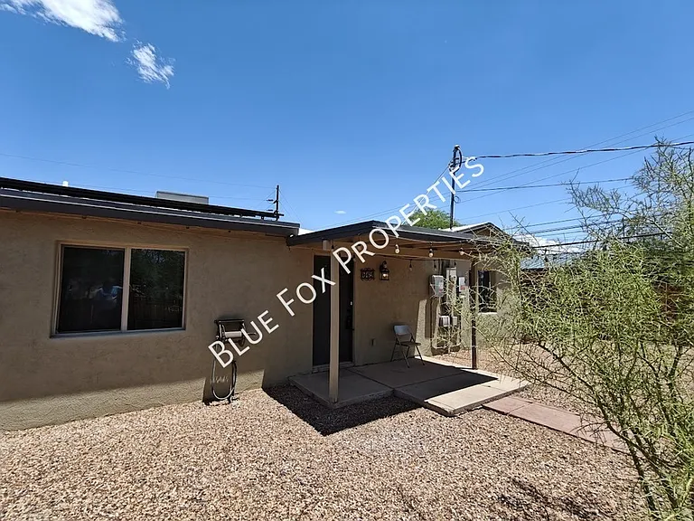 619 S Highland Ave — Photo 11