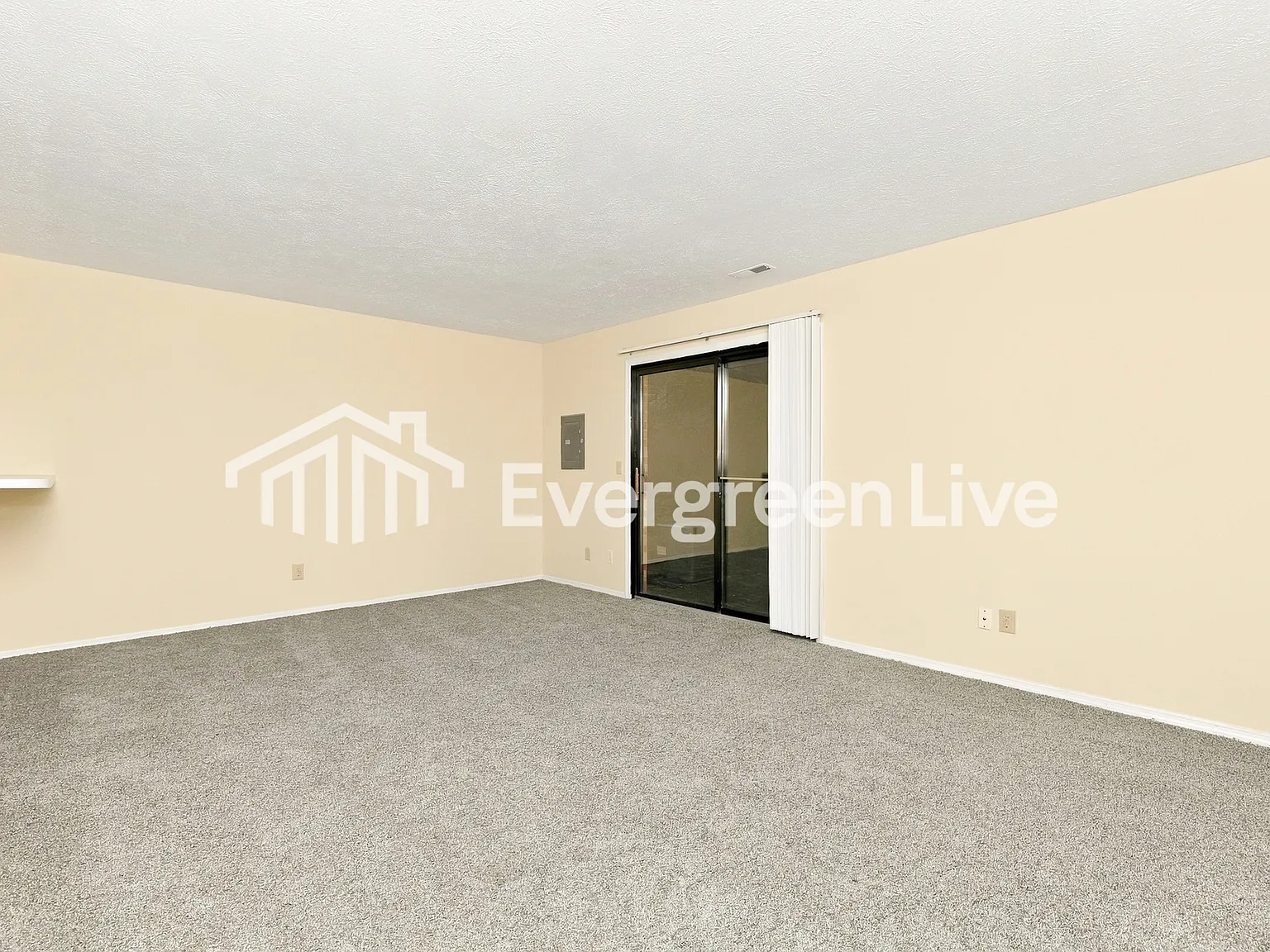 2 bed, 2.5 bath, 1232 sqft, $1,195 — Photo 3