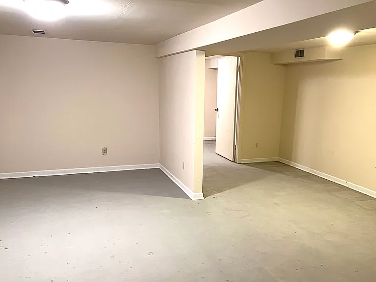 1522 Cambria Dr — Photo 20