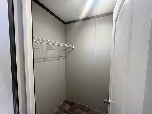 5th image of 515 Tom Mann Rd #41