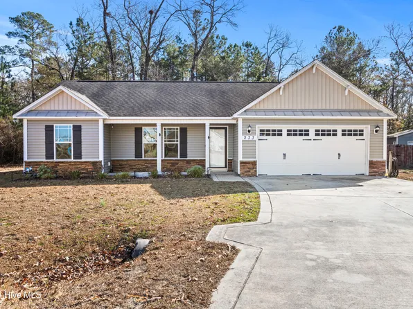 233 Long Neck Drive, Richlands, NC 28574