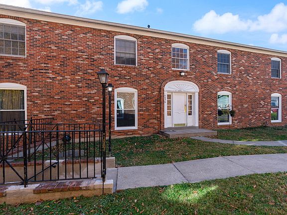 4th image of 4058 Massie Ave APT 4