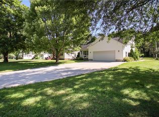 1026 Ivy St, Bloomer, WI 54724