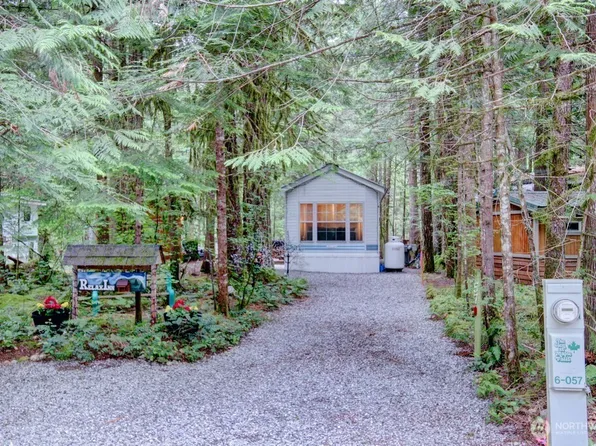 57 Riverside Drive, Deming, WA 98244