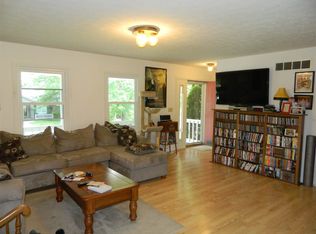 818 W Rosewood Dr, Bloomington, IN