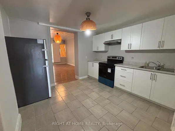 505 Oakwood Ave, Toronto, ON M6E 2W9