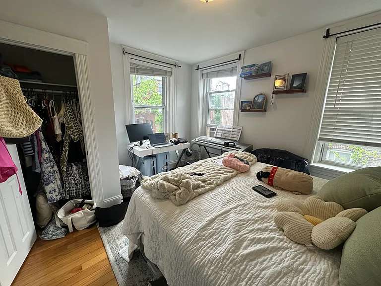29 Grove St #6 — Photo 9