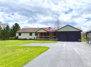 1545 Sweet Rd, East Aurora, NY 14052