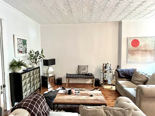 Rented by Brown Harris Stevens | media 39