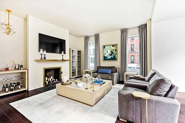 Rented by Compass | media 2